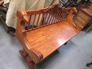 lot 43 image: Heavy Duty Vintage Wood Bench with ...