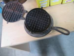 lot 69 image: Super Heavy Duty Metal Open-Fire ty...