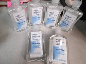 lot 86 image: Lot of 6-8oz Bottles of Moisturizin...