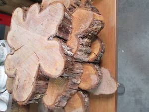 lot 93 image: 4 Naturally Grown rough cut Slabs o...