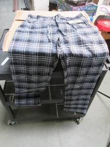 lot 114 image: Womens 24 Piece Clothing Lot with F...