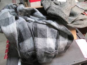 lot 121 image: Womens 10 Piece lot of Assorted Sty...