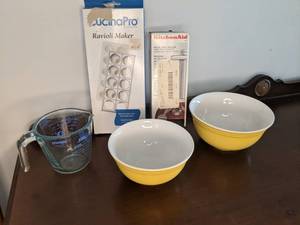 lot 59 image: Pasta Makers, Measuring Cups, Bowls