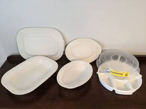 lot 70 image: Lidded Casserole Dishes, Snack & Dip Tray