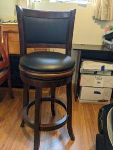 lot 285 image: Counter Height Swivel Stool