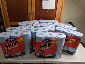 lot 229 image: NEW Shop Towels - 27 Rolls