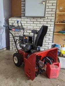 lot 2 image: Toro Power Max 826 OE (26) 252cc Two-Stage Snow Blower & Gas Can