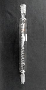 lot 124 image: Kontes 134 MM Graham Condenser
