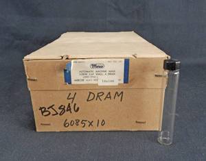 lot 143 image: One Gross Case of Mercer Glass Works Merco 4 Dram 18 x 100 MM Screw Cap Vials