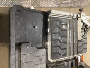 lot 39 image: 10 in. Wet Tile Saw with Stand by RIDGID Customer Returns See Pictures