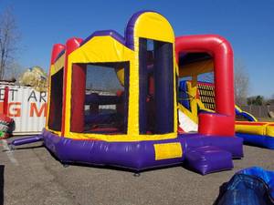 lot 307 image: 19 X 20 - Ninja 5 in 1 Wet or Dry Combo