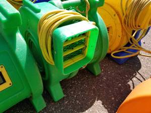 lot 338 image: B-Air 1 HP Bounce House Blower, Green