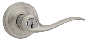 lot 635 image: Kwikset Tustin Entry Lockset ANSIBHMA Grade 2 KW1 1-34 - Satin Nickel