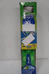 lot 648 image: Swiffer Sweeper XL Dry and Wet Mop Starter Kit