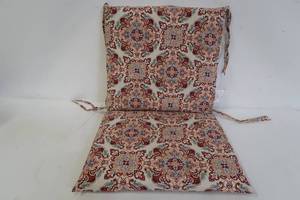 lot 687 image: Hampton Bay Belcourt 20 in. x 20 in. Chili Medallion Outdoor Mid Back Dining Chair Cushion