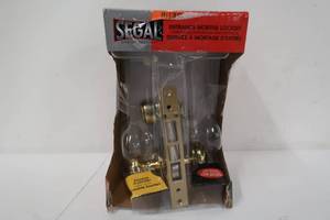 lot 689 image: Segal SE 27570 Entrance Mortise Lockset 2-12 In. Backset Wrought Solid Brass