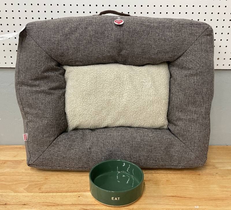 lot 79 image: Boots & Barkley Bolster Medium Dog Bed & Food Dish