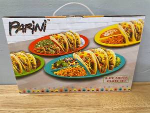 lot 106 image: Parini 4 Piece Fiesta Taco Plate Set