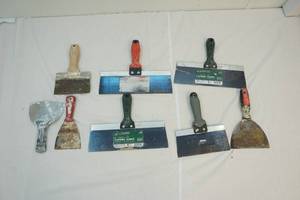 Taping knives