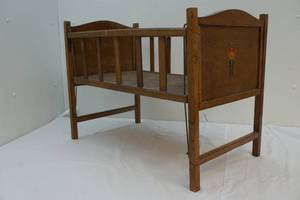 Doll crib