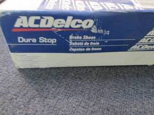 lot 280 image: AC Delco Advantage Brake Shoes...