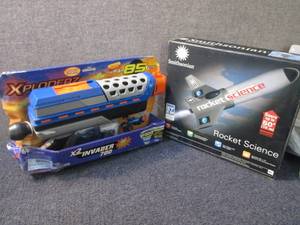 lot 291 image: Xploderz X2 Invader 700, Smithsonia...