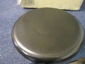 lot 314 image: 4 Dark Vein Metal Seats...