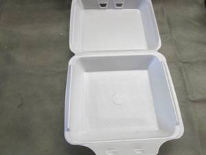 lot 1 image: Partial Case Pactiv SmartLock 9.5x ...