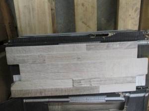 lot 22 image: 3 Cases Premium Porcelain Himalaya ...