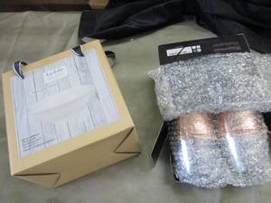 lot 63 image: 60 ct IGT Rose Gold Trim 9 oz Plast...