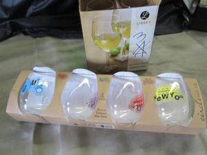 lot 66 image: 3 Libbey Wine Glasses, Travel Wine ...