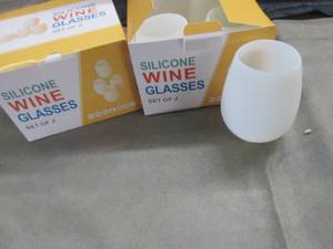 lot 96 image: 2 Sets of 4 Silicone Wine Glasses...