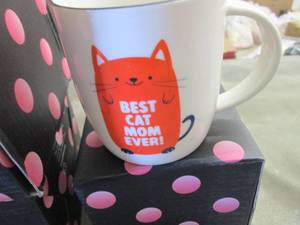 lot 101 image: 4 Best Cat Mom Ever Gift Mugs...