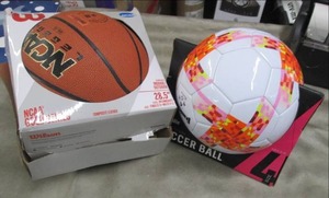 lot 139 image: Size 4 Soccer Ball, 28.5 inch Baske...