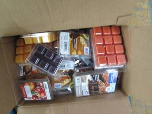 lot 144 image: Box of Assorted Scented Wax Melts...