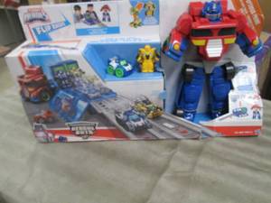 lot 153 image: Transformers Rescue Bots Optimus Pr...
