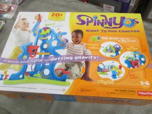 lot 165 image: Fisher Price Spinyos Giant Yo-ller ...