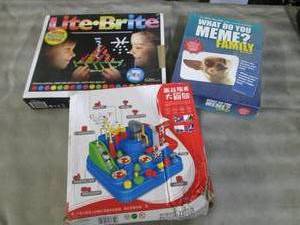 lot 225 image: Lite-Brite, What Do You Meme Family...