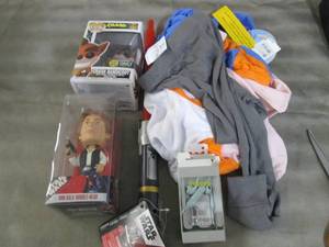 lot 403 image: Star Wars & Misc...