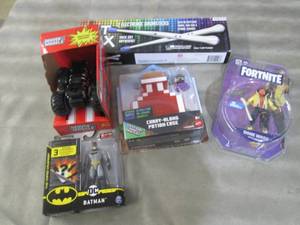 lot 404 image: Assorted Toys...