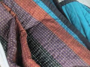 lot 407 image: 106x90 inch Quilted Bed Spread...