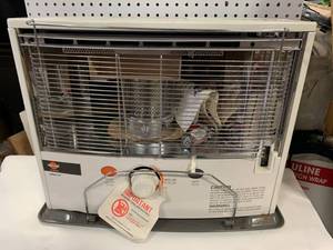 lot 6 image: New Kero-Sun Radiant 40 Kerosene Heater (Retails For Over $200)