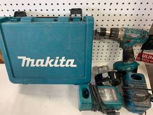 lot 23 image: Makita 18 Volt Cordless Drill with 2 Batteries & 2 Chargers