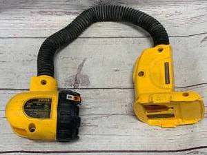 lot 59 image: Dewalt 18 Volt DW919 Flexible Worklight