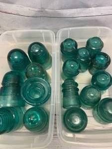lot 85 image: 2 Tubs on Hemingray Glass Insulators