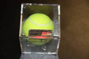 lot 10 image: 2007 US Open Match Used Tennis Ball Ace Authentic Sealed