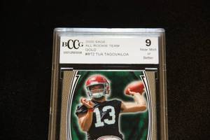 lot 20 image: 2020 Sage All Rookie Team Gold Tua Tagovailoa BCCG 9