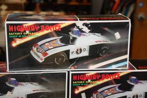 lot 59 image: Vintage Highway Police Battery Operated 112 Toy Car Lot  5 Cars