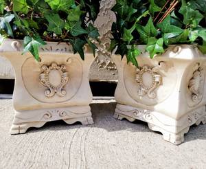 lot 51 image: Set of Faux Ivy Topiary