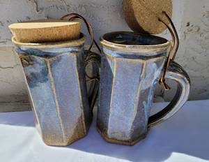lot 60 image: Painted Driftwood Art & Corked Mug Set